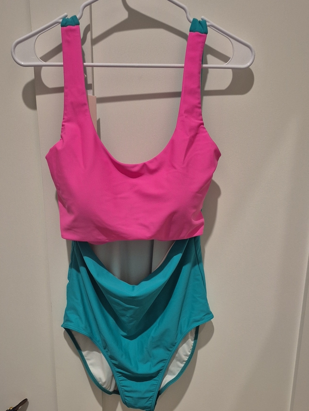 NWT Pink Desert Cut Out Two-Tone Pink and Teal One-Piece Swimsuit XL